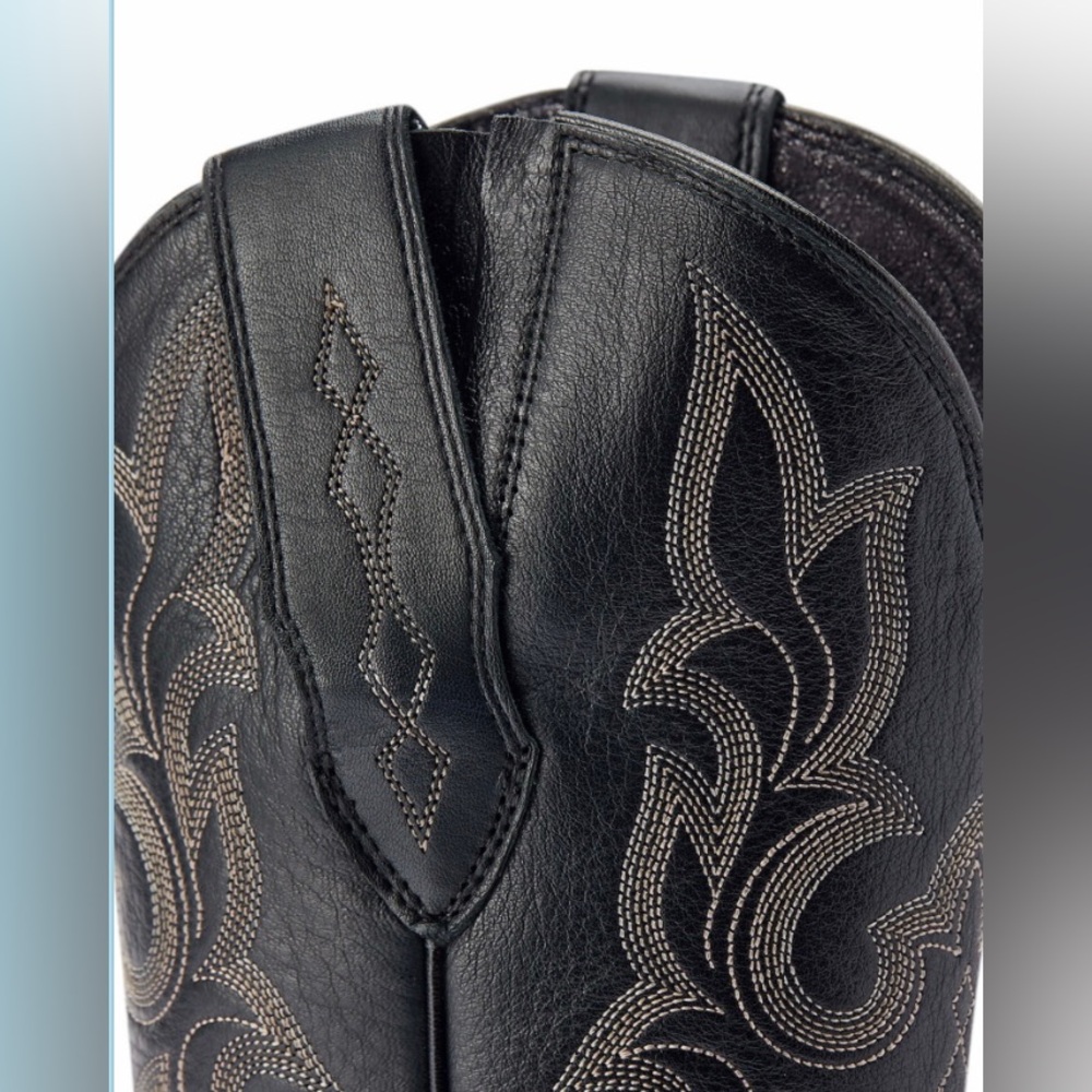 Ariat Black Western Embroidered Leather Heeled Cowboy Boots - Picture 7 of 15
